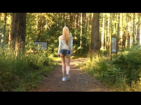 ❤️ Krásna žena sa pohybuje pomaly, nie nahé video ❤️ Porno na sk.sex00.top ❌️